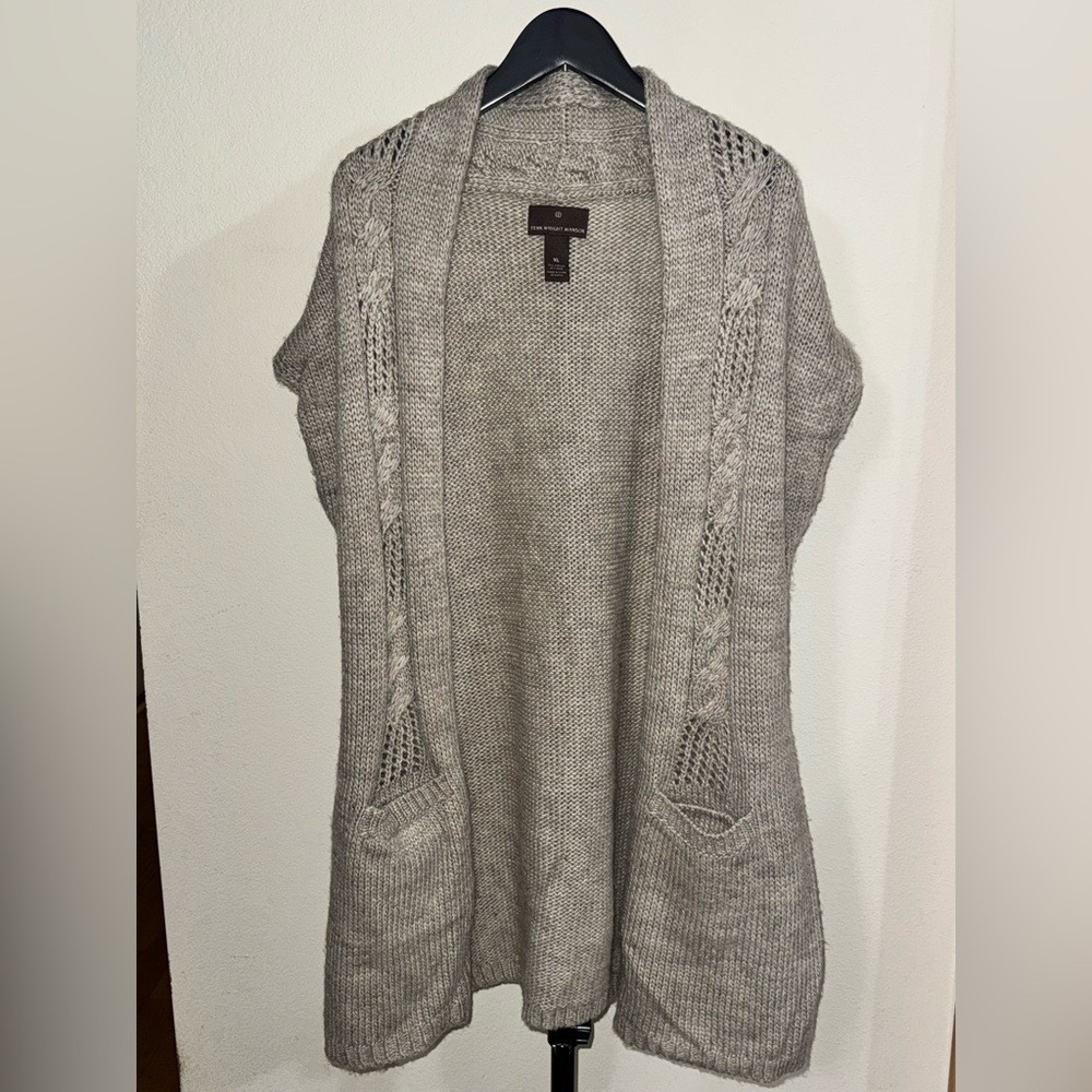 Fenn Wright Manson Light Gray Knit Cardigan